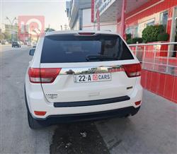 جیپ گراند شیرۆکی